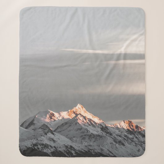 MET SNEEUW BEDEKTE MOUNTAINEN SHERPA DEKEN (Voorkant)