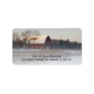 Met sneeuw bedekte Rode Barn Return Address Labels