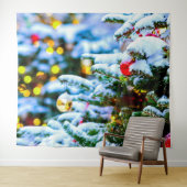 Met sneeuw beklede kerstboom in de openlucht wandkleed (In Situ (horizontaal))
