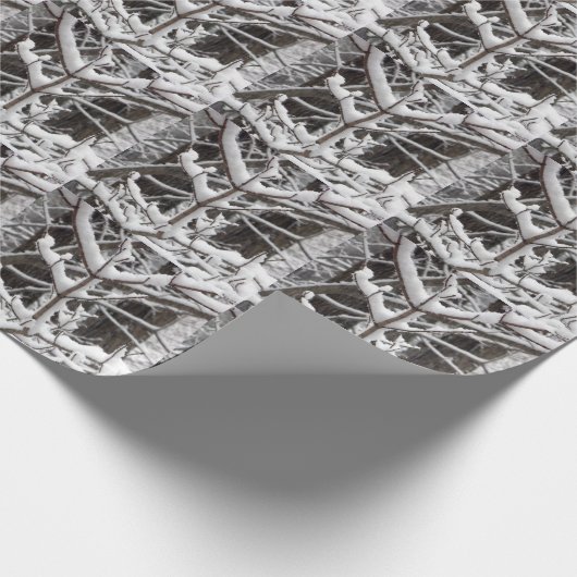 Met sneeuwbeklede bijkantoren cadeaupapier (Hoek)