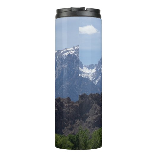 Met sneeuwgemap beklede bergen van de Lone Pine Thermosbeker (Achterkant)