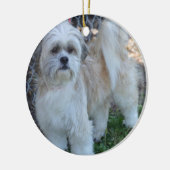 met speciale kerstboomversieringen voor foto's aan keramisch ornament (Links)