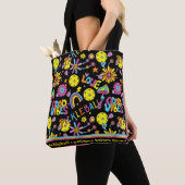 Met tekst, Groovy, retro 90, zwart Tote Bag (Dichtbij)
