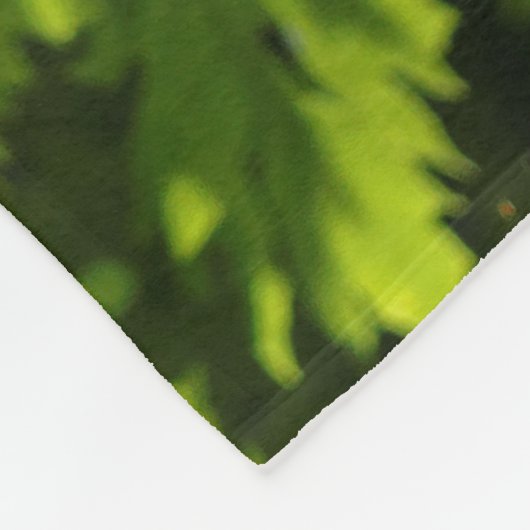 Met zondeklapte bladeren in het bos fleece deken (Hoek)