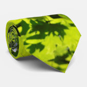 Met zondeklapte bladeren in het bos stropdas (Opgerold)