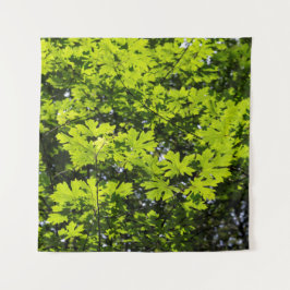 Met zondeklapte bladeren in het bos wandkleed