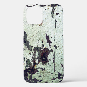 Metaalstructuur met krassen en scheurabstract, een iPhone 12 hoesje