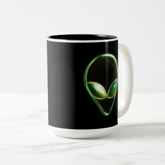Metal Alien Head 04 Mok (Voorkant rechts)