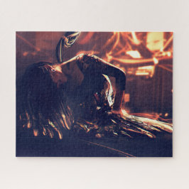 Metal Cyberpunk Woman Puzzle Legpuzzel