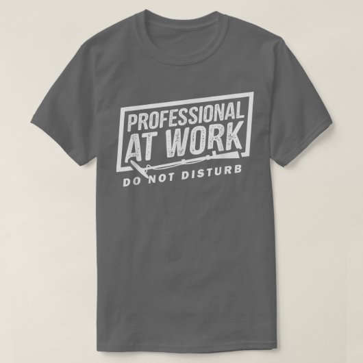 Metal Detecting Professional at Work T-shirt (Design voorkant)