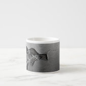 Metalen achtergrond met mechanische schade espresso kop (Voorkant)