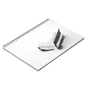  metalen stoel vol sneeuw notitieboek