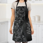 Metallic Black Glitter Personalized Schort<br><div class="desc">Pas dit zwarte geborstelde metaal eenvoudig aan en glamoureus faux glitter patterned apron met uw eigen eigen naam.</div>