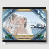 Metallic Blauwe Groen Peacocks op Emerald Green Si Gastenboek (Voorkant)