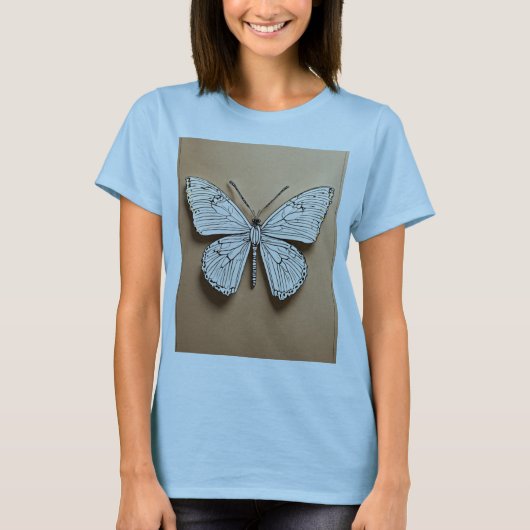 Metallic Butterfly Elegance T-shirt. T-shirt (Voorkant)