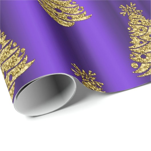 Metallic Gold Christmas Trees on Purple Christmas Cadeaupapier (Rol Hoek)