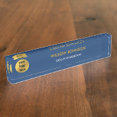 Metallic Gold & Navy Blue Business Logo Executive Naambordje (Zijkant)