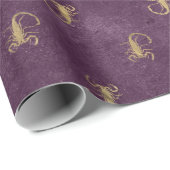 Metallic Gold Scorpions op Paars Cadeaupapier (Rol Hoek)