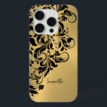 Metallic Gouden Achtergrond Zwart Swirl Ornament iPhone 15 Pro Case<br><div class="desc">Elegante zwarte swirl kant ornament over een afbeelding van metallic goud geborsteld aluminium look.</div>