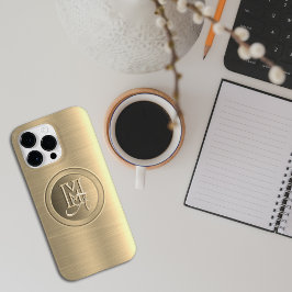 Metallic Gouden Staal Gegraveerde Monogram Case-Mate iPhone 14 Pro Max Hoesje