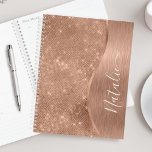 Metallic Roos Gold Glitter - op maat gemaakt Planner<br><div class="desc">Pas dit roos goudbruin metaal en glamoureus faux glitter patterned planner eenvoudig aan met uw eigen eigen naam.</div>