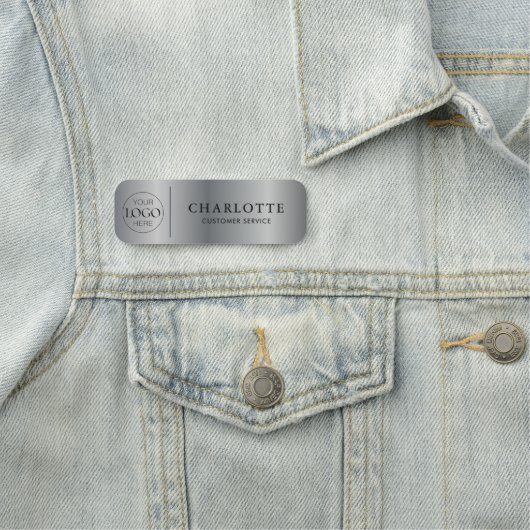Metallic Silver Custom Logo Kantoor Medewerker Naamplaatje (In situ)