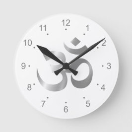 Metallic Silver Om Symbol Ronde Klok
