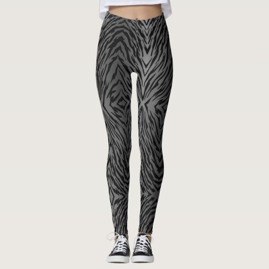 Metallic Silver Tiger Stripes Animal Print Leggings (Voorkant)