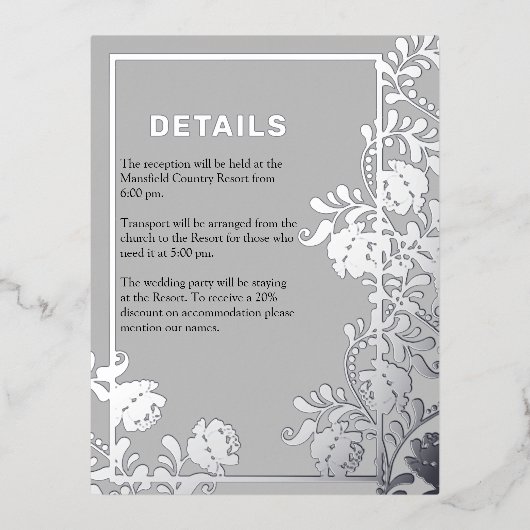 Metallic zilver bloemige elegantie bruiloft detail folie uitnodiging briefkaart (Voorkant)