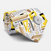 Meten tweemaal, eenmaal knippen stropdas (Opgerold)