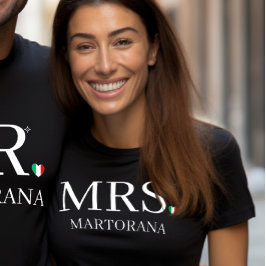 Mevr. Italiaanse Vlag Hart Persoonlijke Achternaam Tri-Blend Shirt