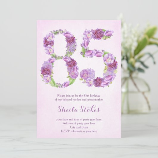 mevrouw 85e verjaardag uitnodigingen lavender nodi (Staand voorkant)