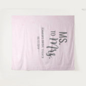 Mevrouw aan mevrouw Modern Pink Blush Vrijgezellen Wandkleed (Voorkant (horizontaal))