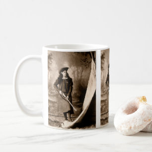 Mevrouw Annie Oakley met geweer, oude foto portret Koffiemok