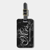 Mevrouw Black Marble Script Monogrammed Name Bagagelabel (Voorkant verticaal)