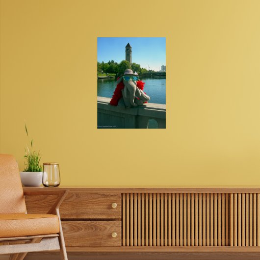 Mevrouw Ella in het park Poster (Woonkamer 2)