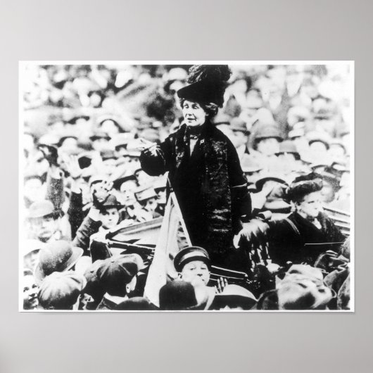 Mevrouw Emmeline Pankhurst richt zich tot een krui Poster (Voorkant)
