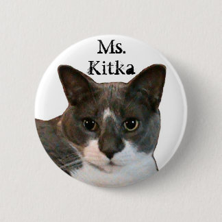 Mevrouw Kitka Pin Ronde Button 5,7 Cm