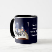  mevrouw Malaria Mosquito Mok (Voorkant links)