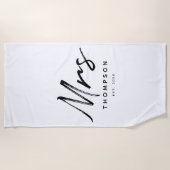 Mevrouw Modern Zwart Wit Minimalistisch Schrift Strandlaken (Voorkant)