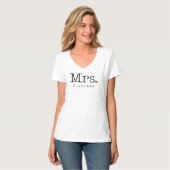 Mevrouw Monogram Hart Achternaam Trouwen T-shirt (Voorkant volledig)