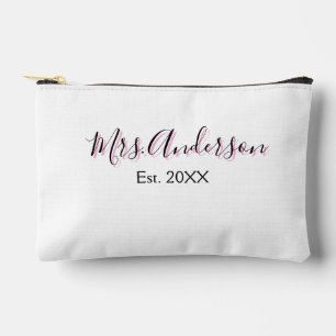 Mevrouw naam achternaam zwart roze geschat jaar mo etui