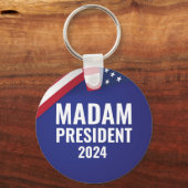 Mevrouw President Harris 2024 Sleutelhanger (Achterkant)