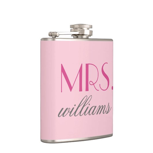 Mevrouw Roze Script Trouw Aangepaste Achternaam Heupfles (Rechts)