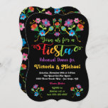 Mexicaans Fiesta-repetitief diner met borduurwerk Kaart<br><div class="desc">Laten we Fiesta met deze  en kleurrijke Mexicaanse Fiesta Rehearsal Dinner-uitnodigingen Kenmerken handgetekende geborduurde folkbloemen en leuke lettertypen. Faux borduurwerk,  dit is een tekening</div>