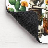 Mexicaans skelet speelt gitaar tussen cactussen muismat (Hoek)