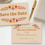 Mexicaanse Floral Westerne Typografie bespaart de  Save The Date<br><div class="desc">De Mexicaanse floral save the date card with fiesta folk art bloemen in earthy color palette of champagne beige brown blauw roze oranje and yellow. Het onderscheidende ontwerp met westerne typografie en elegant handgeschreven manuscript. De sjabloon is opstelling om voor om het even welke gelegenheid aan te passen en met...</div>