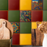 Mexicaanse Huichol-achtige gele keramische tegel Tegeltje<br><div class="desc">Huichol is een inheemse groep die in de Mexicaanse staten Jalisco, Nayarit, Durango en Zacatecas in de Sierra Madre Occidental mountaingeband is. De Huichol-mensen zijn bekend om hun rijke cultuur en tradities, waaronder hun unieke kunst, muziek en religieuze praktijken. Huichol art is ook bekend om zijn kleurrijke en ingewikkelde beddenwerk...</div>