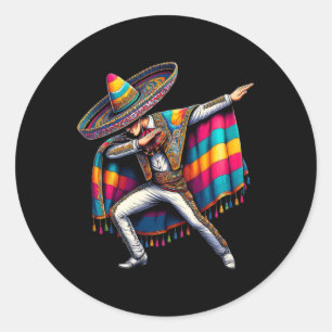 Mexicaanse jongen dabbing Cinco de Mayo feestelijk Ronde Sticker