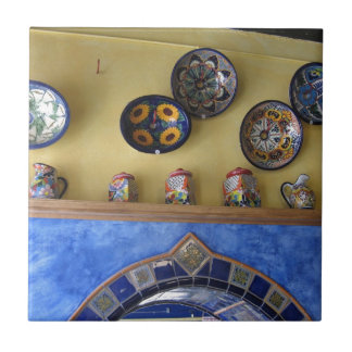 Mexicaanse keukenborden en aardewerk tegeltje